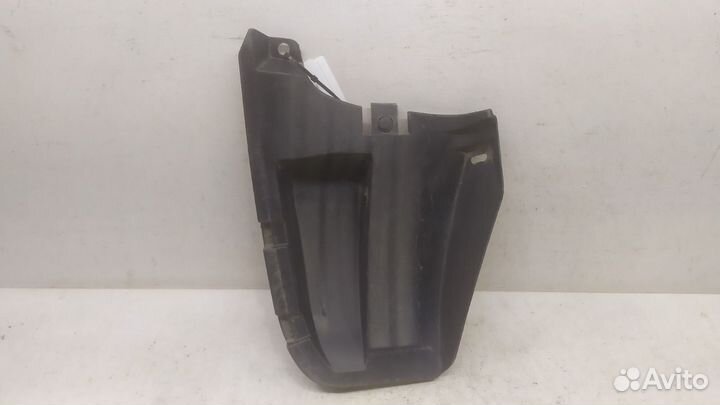 Пыльник бампера задний правый Toyota Corolla E150