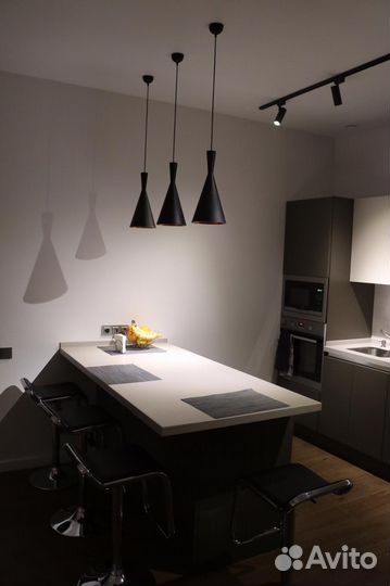 Кухня на заказ с доводчиками