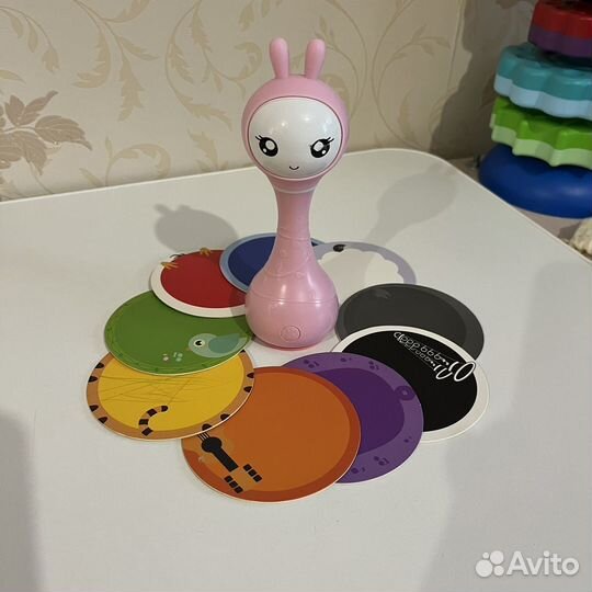 Умный зайка alilo розовый с картачками