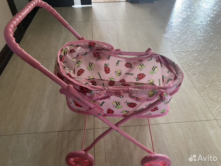 Коляска кукольная