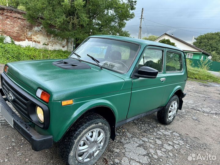 LADA 4x4 (Нива) 1.7 МТ, 2005, 125 000 км