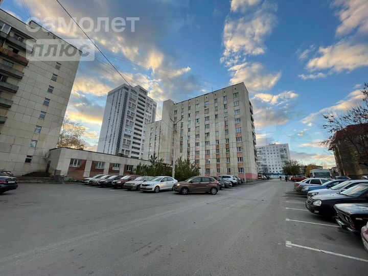 Комната 11,2 м² в 1-к., 8/9 эт.