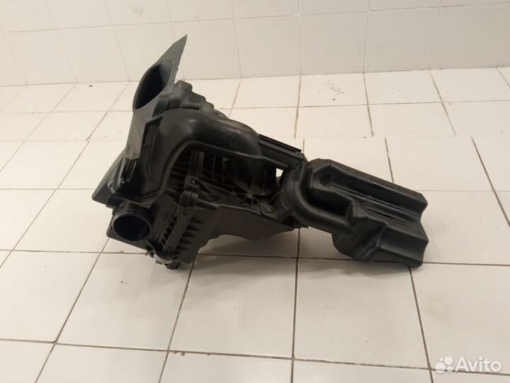 Корпус воздушного фильтра Mazda 3 BM (2013—2016)