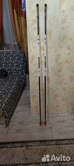 Лыжные палки atomic
