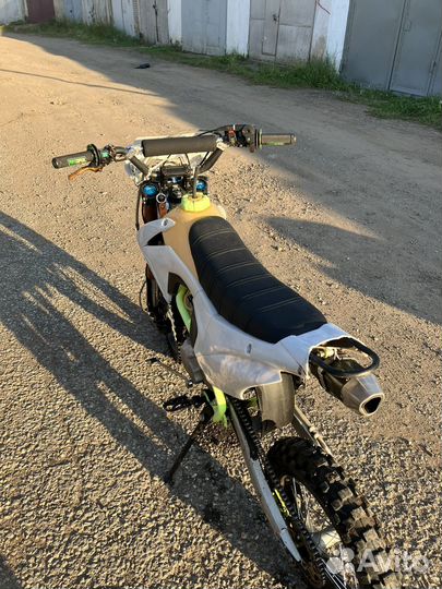 Racer 125