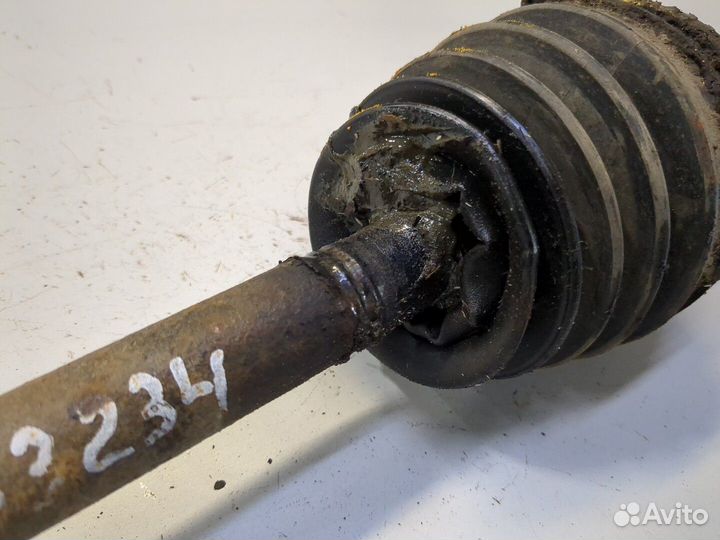 Полуось Honda CR-V, 2002