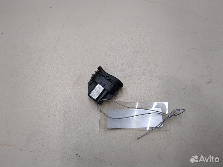 Кнопка стеклоподъемника Ford Focus 1, 2002