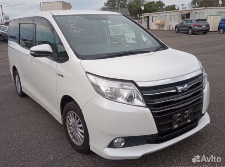 Мотор охлаждения батареи Toyota Noah/Voxy/Esquire