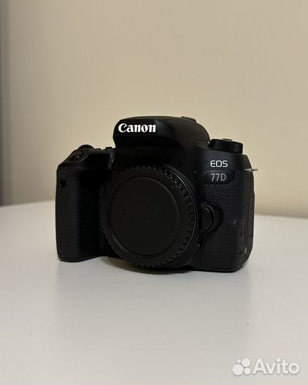 Фотоаппарат canon eos 77D