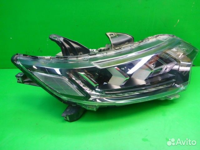 Фара правая Mitsubishi Outlander с 2012г