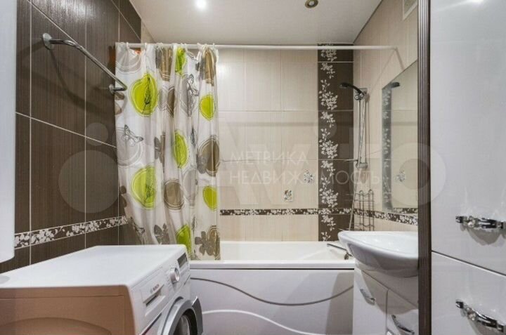 2-к. квартира, 64 м², 2/14 эт.