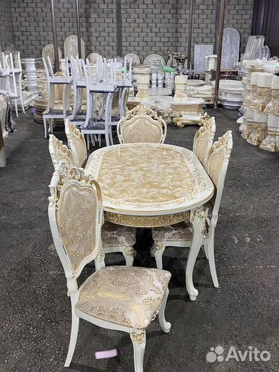Столы и стулья новые