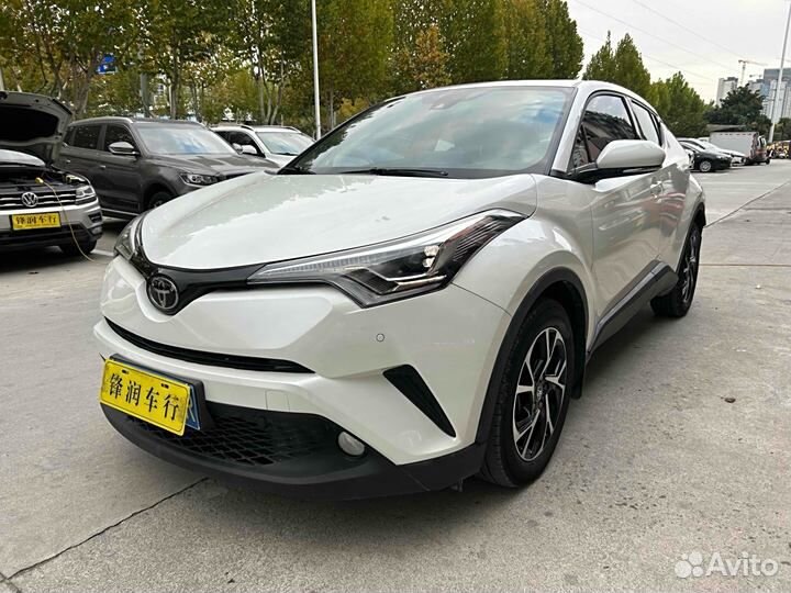 Toyota C-HR 2.0 CVT, 2021, 50 000 км