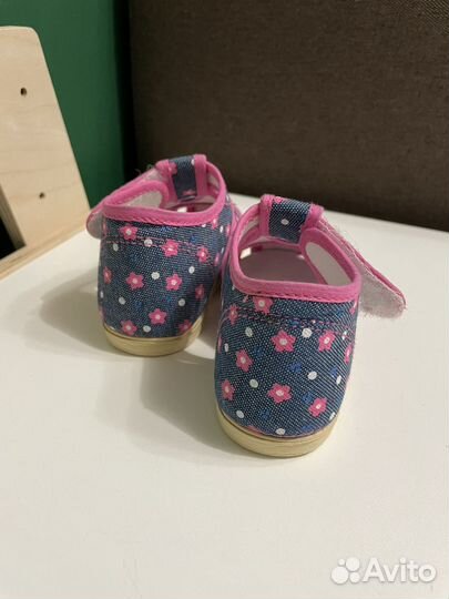 Босоножки текстильные
