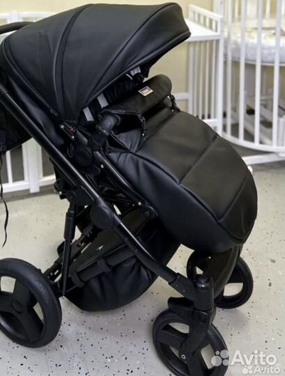 Коляска 2 в 1 эко кожа