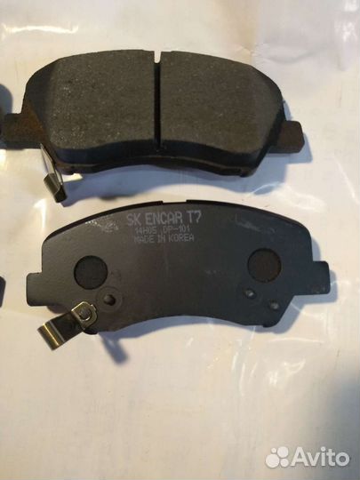 Колодки тормозные передние