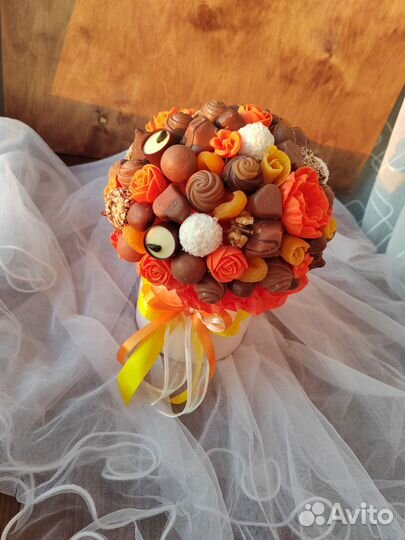 Съедобные букеты из конфет. Вкусные подарки
