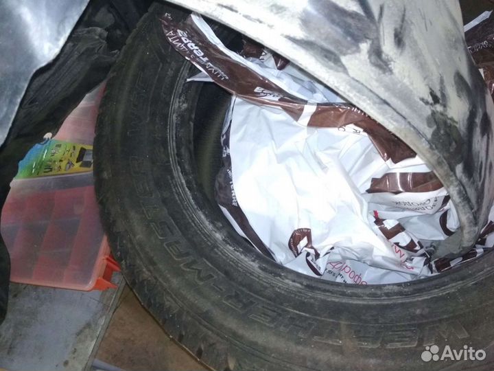 Cooper Weather-Master WSC 235/60 R18