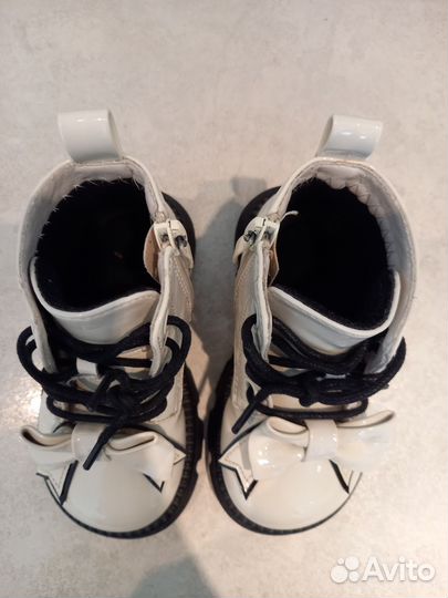 Ботинки для девочки демисезон 22р