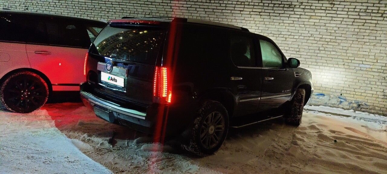 Cadillac Escalade: фото владельца