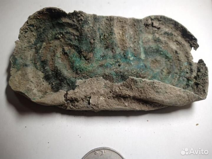 Антиквариат. Раритет.Бронза на ткани