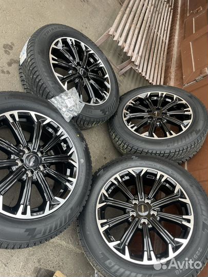 Зимние колеса на Geely Atlas,Suzuki r18