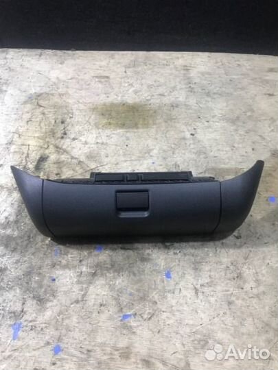 Пластик сиденья правый Mercedes-Benz E-Class W211