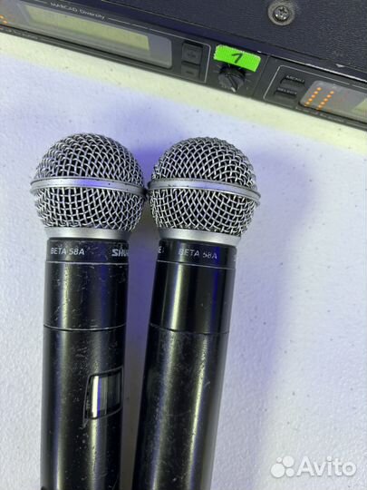 Два радиомикрофона Shure U4D,U2 Beta 58A