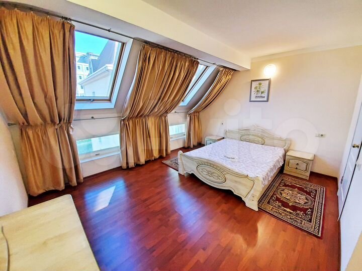 2-к. квартира, 55 м², 5/5 эт.