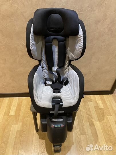 Детское автокресло Recaro optiafix