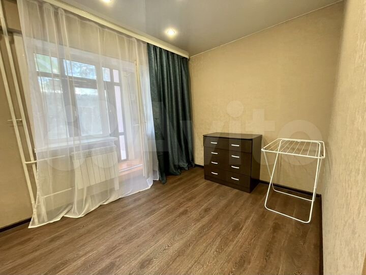 2-к. квартира, 57 м², 1/9 эт.