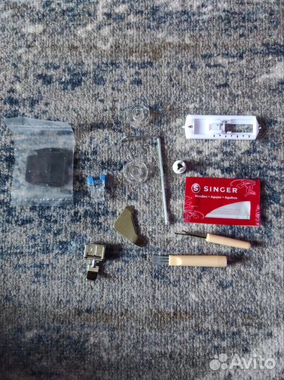 Швейная машина Singer