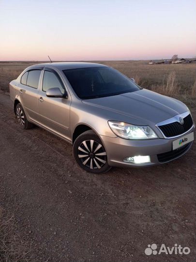 Skoda Octavia 1.8 AT, 2011, 122 000 км