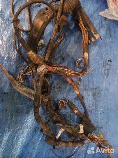 Коса проводка двигателя Toyota Hilux 3VZE 3V-ZE