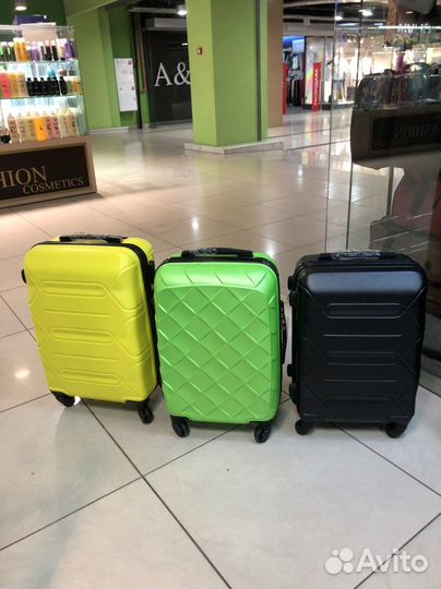 Чемодан на колесах