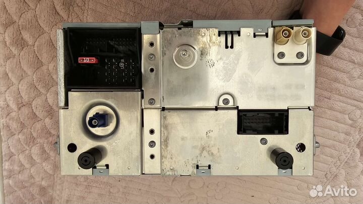 Штатная магнитола на VW RNS-MFD 2