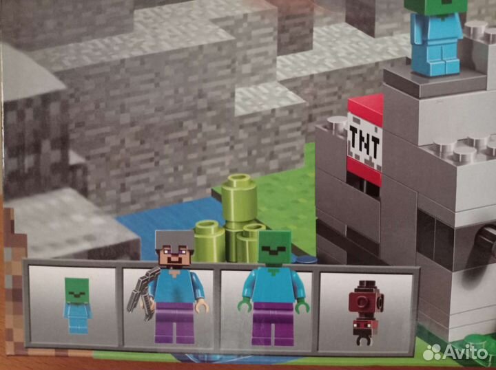 Конструктор Майнкрафт 10810 Пещера Зомби