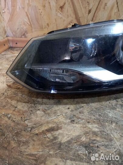 Фара Левая Фольксваген Поло 5 6R2941007E Дефект