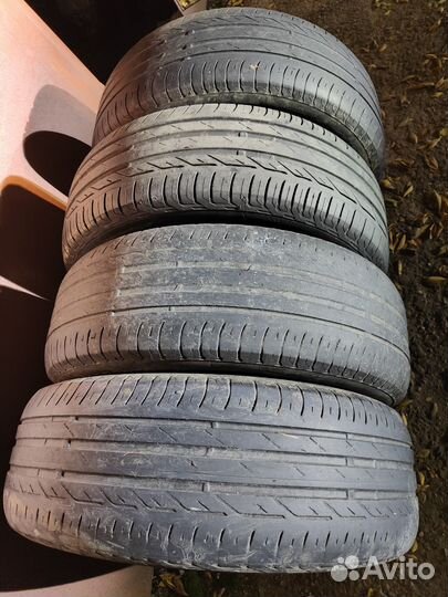 Bridgestone Turanza T001 195/60 R15 V