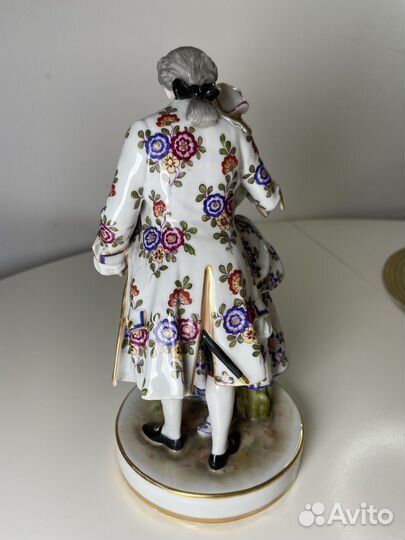 Фарфоровая статуэтка Влечение VON schierholz