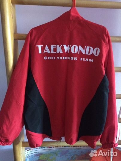 Спортивный костюм тхэквондо корё