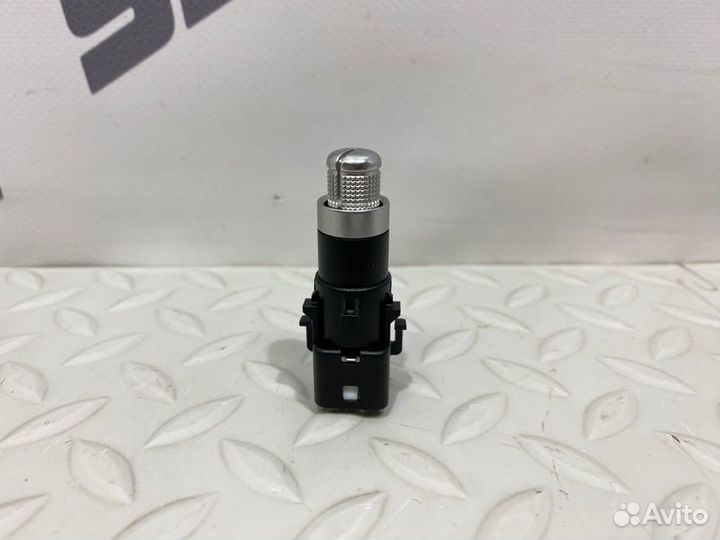 Регулятор дефлектора салона задний Mercedes