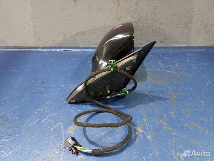 Зеркало правое Volkswagen Passat B6