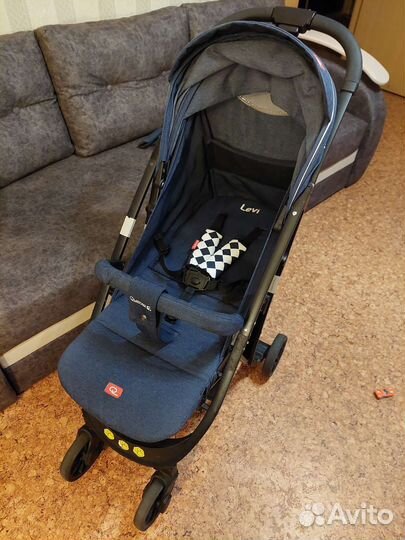 Прогулочная коляска Adamex Quatro Levi