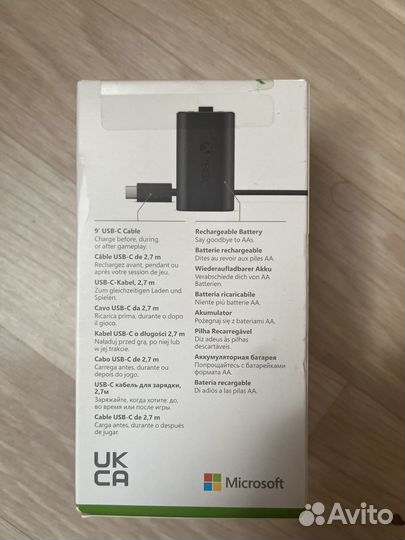 Аккумуляторная батарея Xbox и кабель USB-C