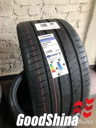 Michelin Pilot Sport 4 S 315/30 R22