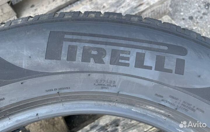 Pirelli Scorpion Winter 275/55 R19