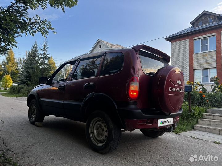 Chevrolet Niva 1.7 МТ, 2008, 100 000 км