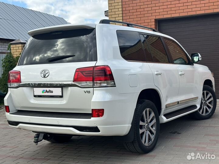 Toyota Land Cruiser, 2015