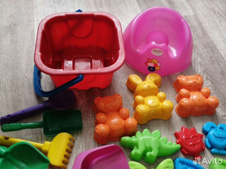 Игрушки набором для песка